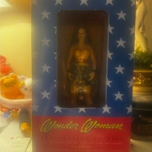 Wonder Woman Masterpiece Edition Figurine